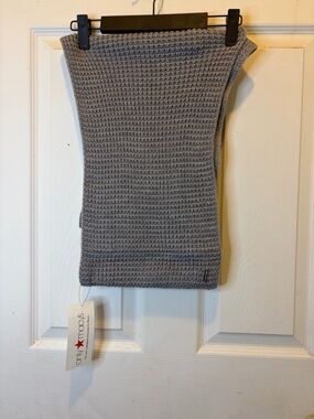 Calvin Klein Gray Knit Infinity Scarf